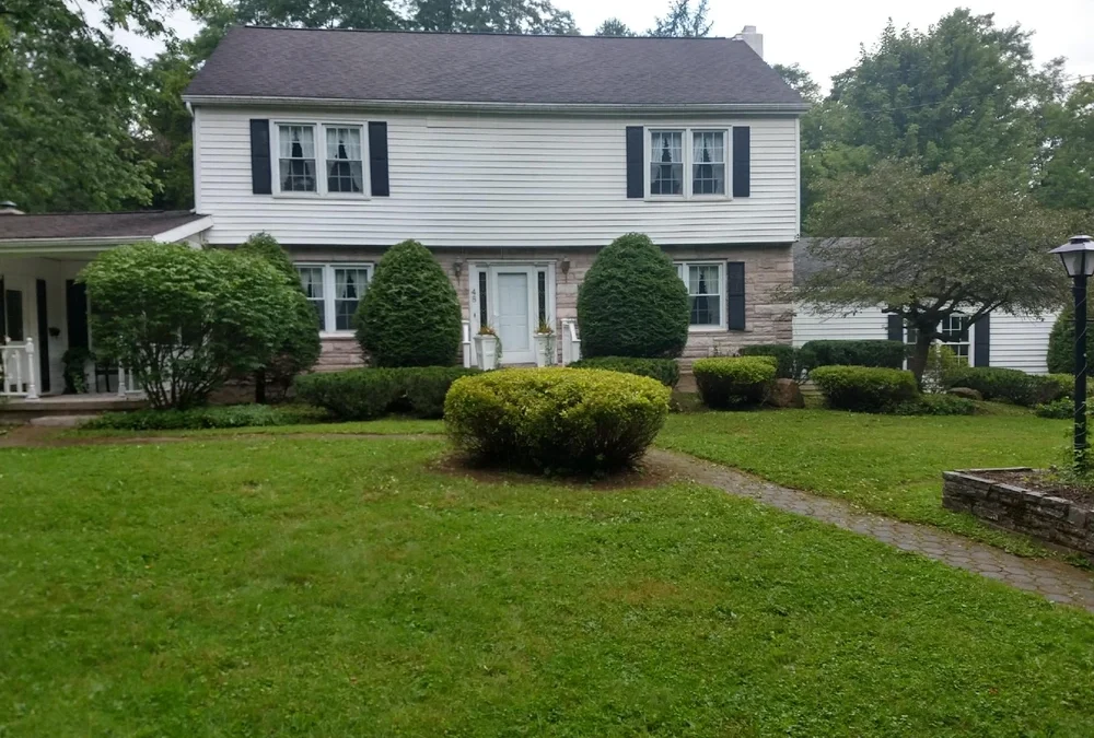 How Landscaping Properly Starts Homeowners Off Well for Spring